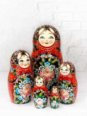 Матрешка 5 мест 15 см Букет красный